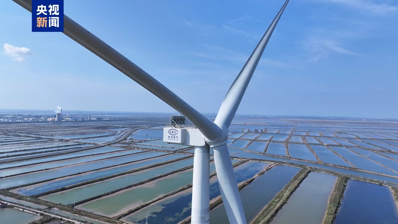手回し発電機風力発電機 世界最大26メガワット級の海上風力発電ユニット 送電開始