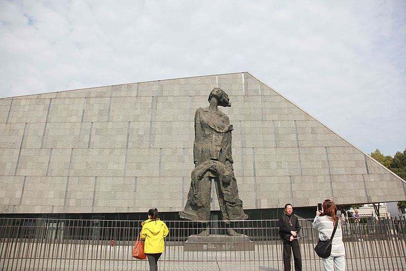 南京大虐殺犠牲者国家追悼式典が12月13日に開催