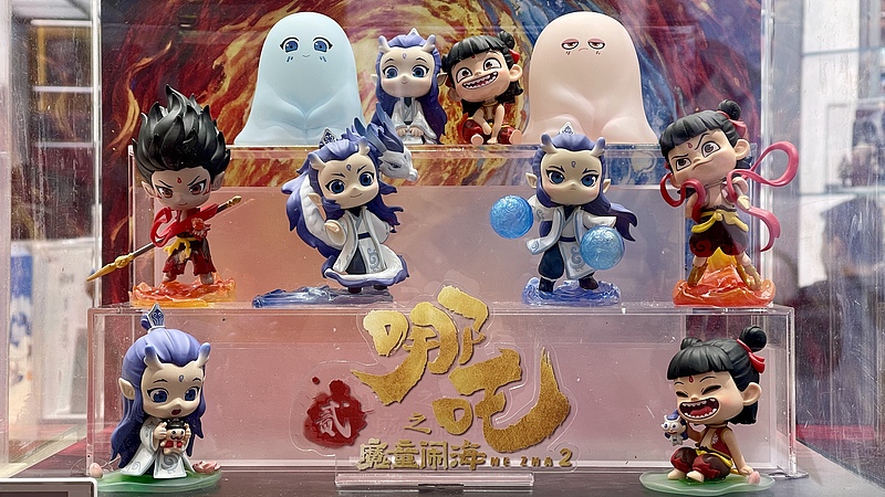 中国アニメ映画『ナタ2』の人気急上昇で観光とグッズ販売に拍車