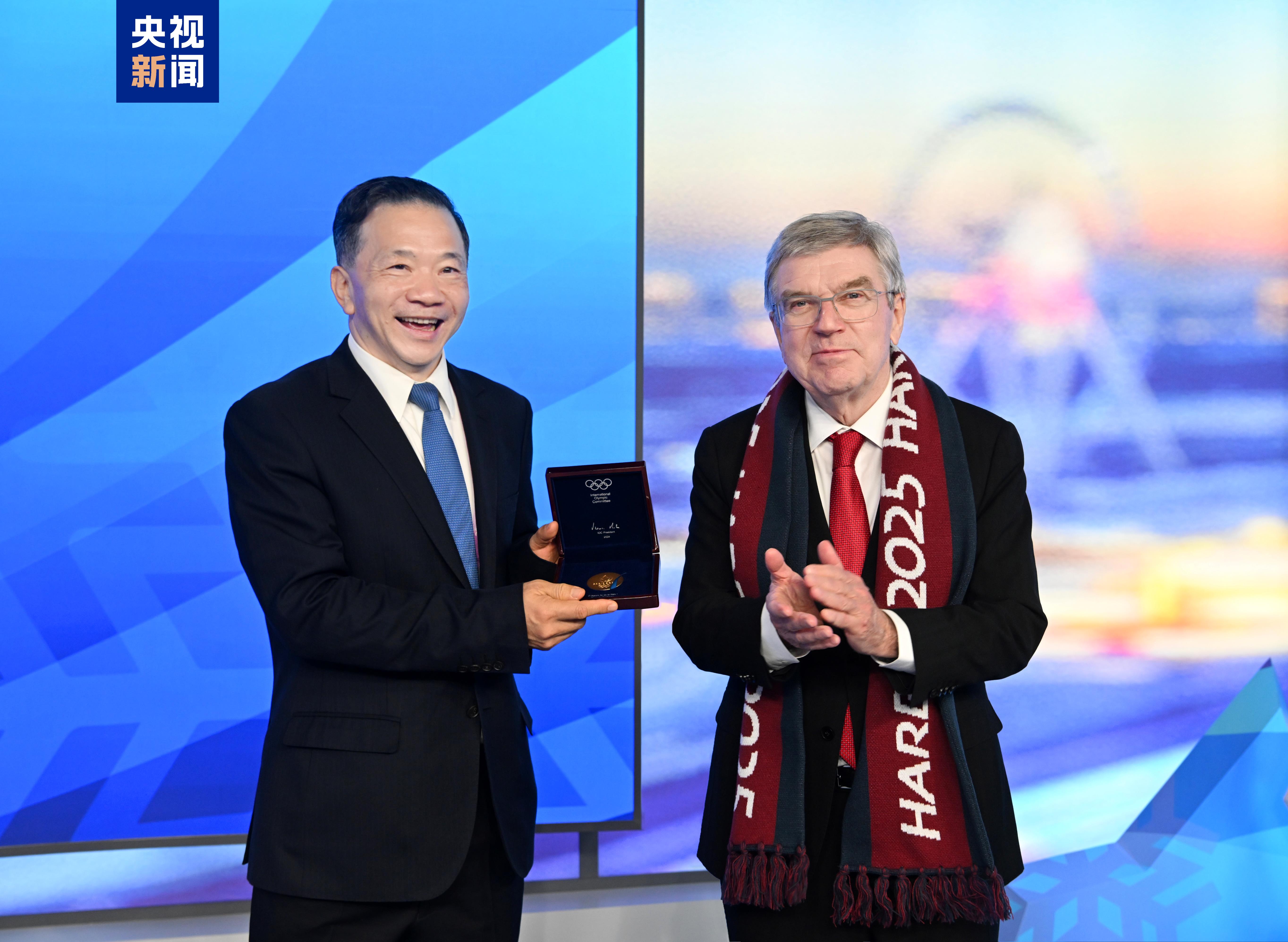 IOCのバッハ会長が2026年ミラノ冬季五輪国際信号制作チームに