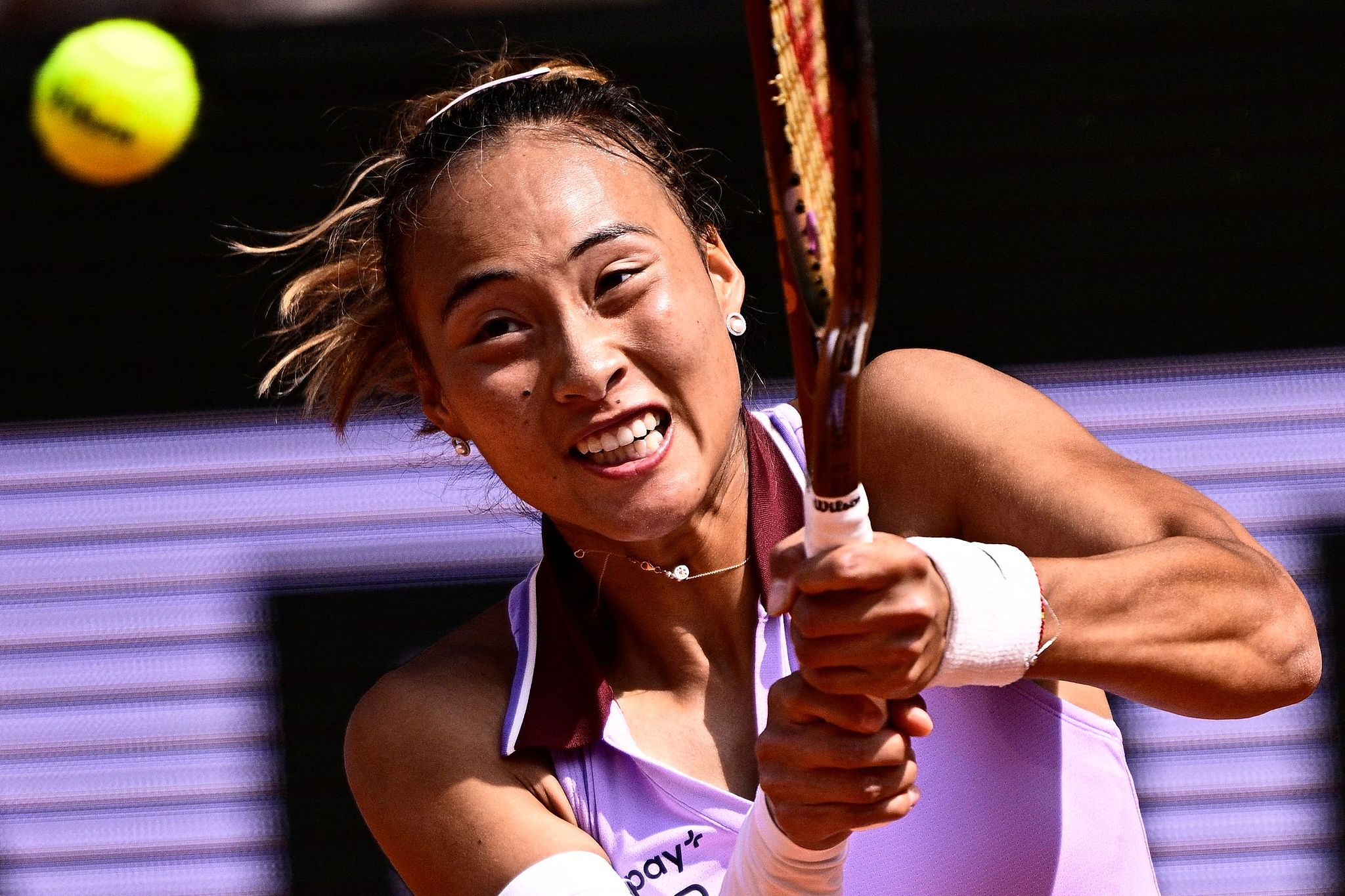 鄭欽文 サバレンカに敗れテニス女子全仏オープンベスト4入りならず