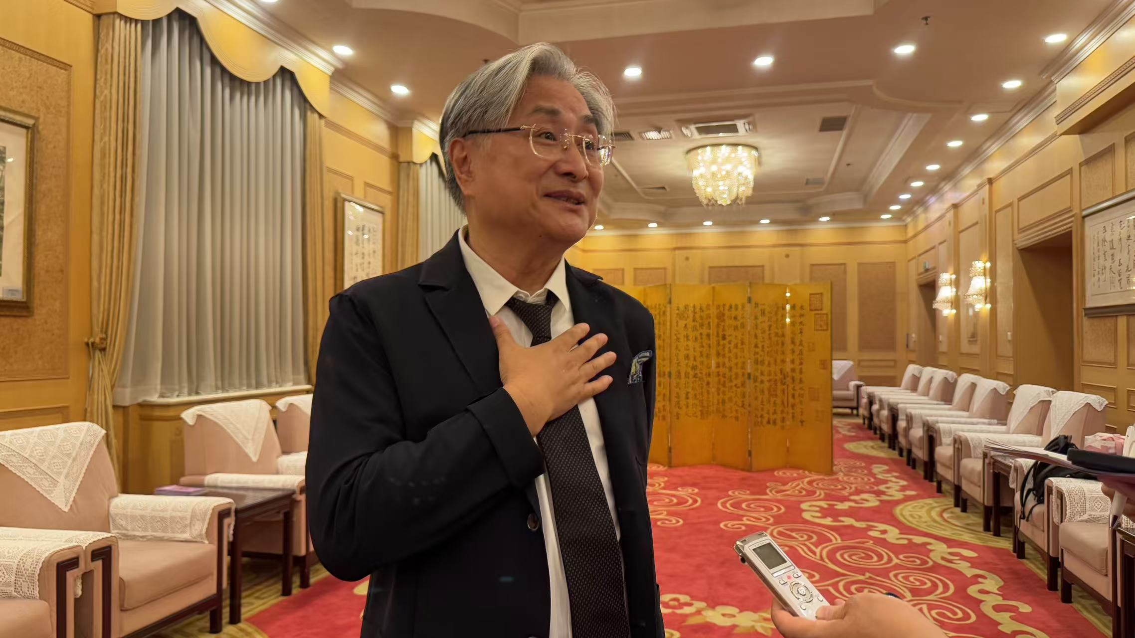 小澤征爾　国連コンサート記念銀貨 小沢征爾 シルバー925 国連デー コンサート 記念メダル - メルカリ