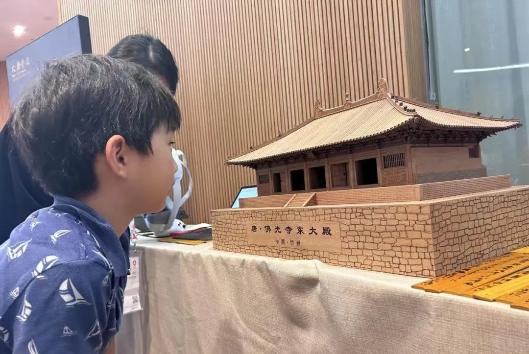 彩色木版刷 上古、義経其の二、豊公、貴久、大塔宮、家康、正成、重盛 各説明付 千年を超えた栄光～大阪万博「大唐造営」デジタル特別展 最新技術が
