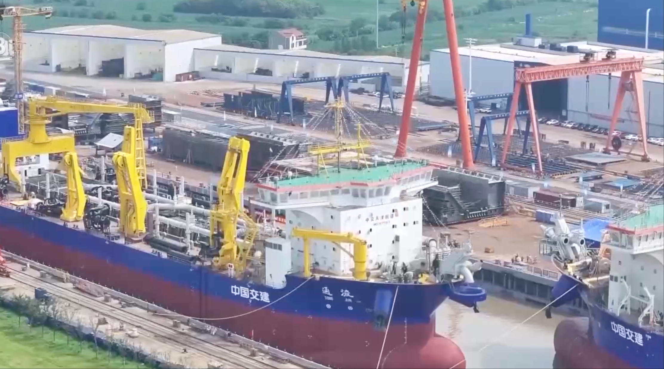 パルナシウス・アッコ・モリタイ（1オス、中国青海省） 1756264798997_813.jpg