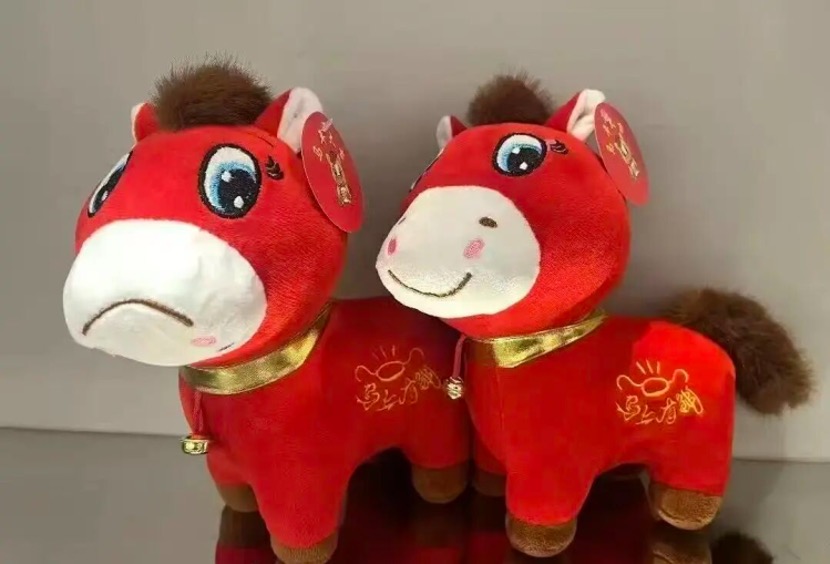 製造ミスの馬ぬいぐるみが一転して大人気商品に=義烏