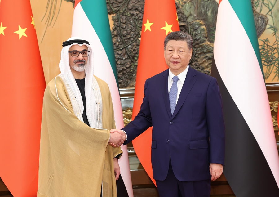 習主席 UAEアブダビ首長国のハリド皇太子と会談