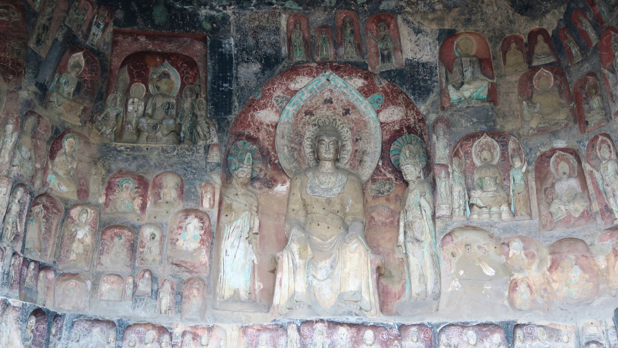 Didžiausias grotų kompleksas Sičuane