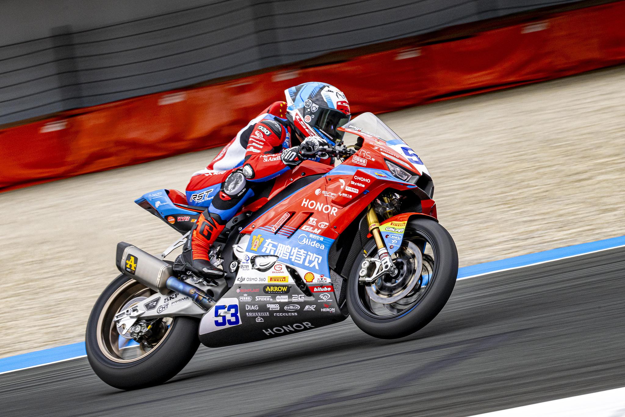 中国「張雪オートバイ」がWSBKで快挙、欧日メーカーの牙城を崩す