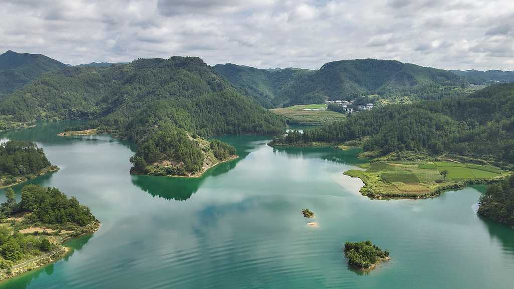 Chine : L'emblématique code de l'écologie et de l'environnement entre ...